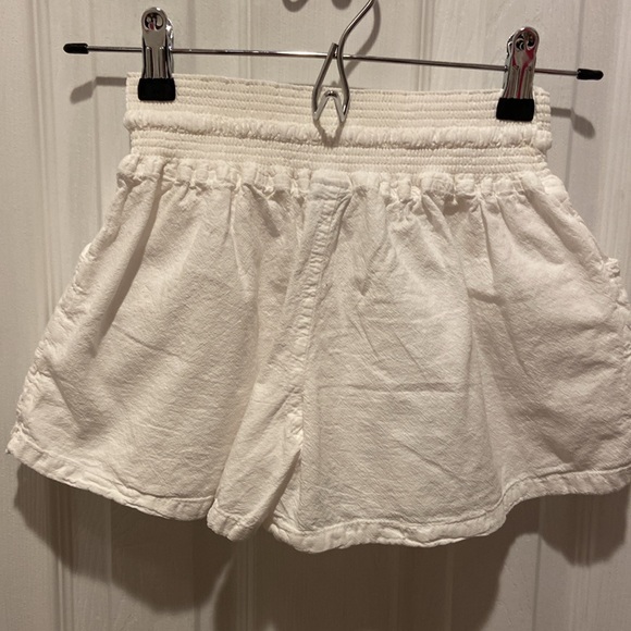 Peruvian Fabrics Crochet Detailed White Beach Skort - Picture 7 of 14